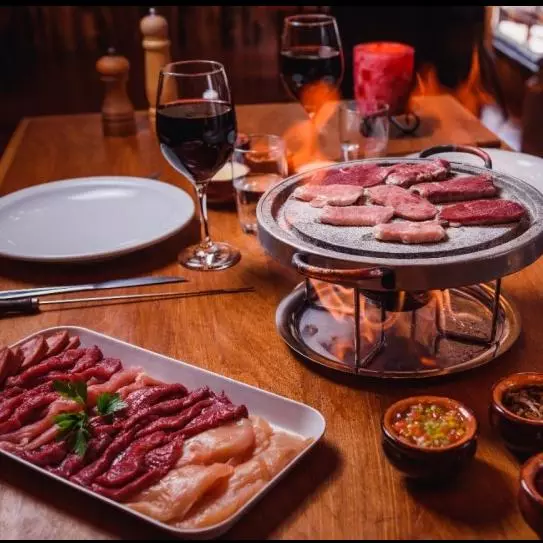 Fondue de carne serve 2 pessoas