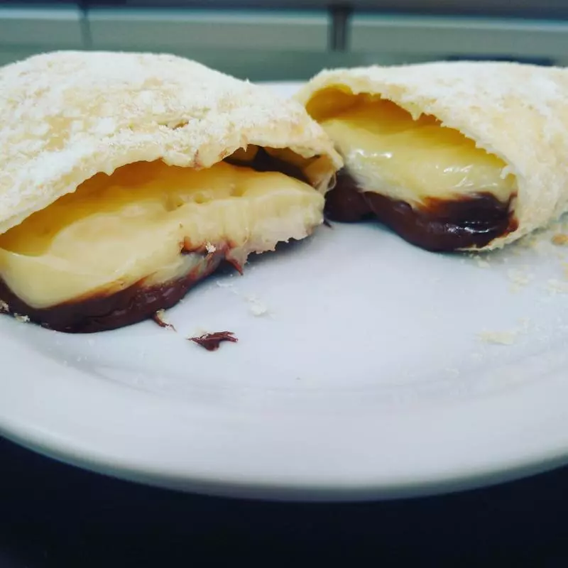 PASTEL DE NINHO COM NUTELLA
