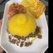Cuscuz Queijo coalho e carne seca