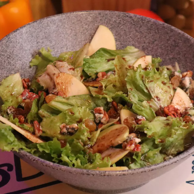 Ensalada Manzana y Bluecheese