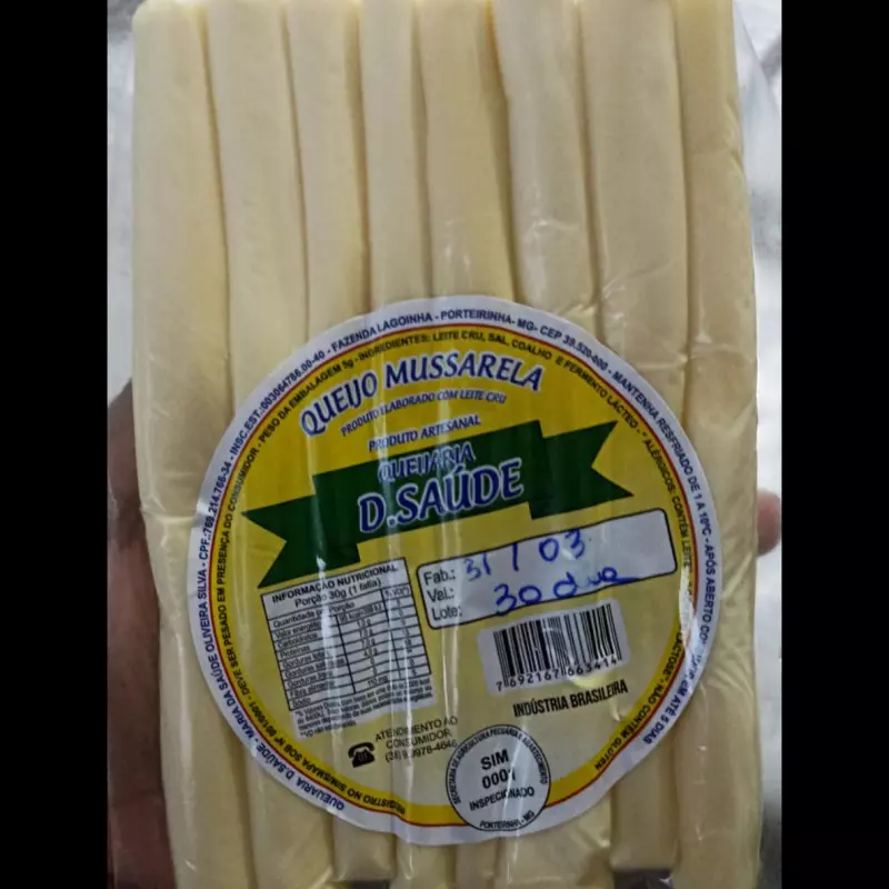 Muçarela Artesanal Palito 250g