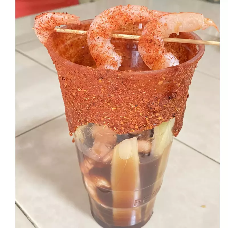 Corona Misil 710ml con Camarones