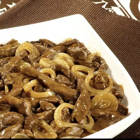 Isca de filé ao molho madeira