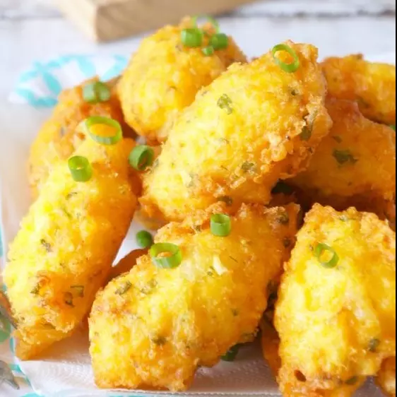 Bolinho de Milho Frito