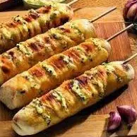 Pão Gourmet-Alho Poró c Queijo Suiço