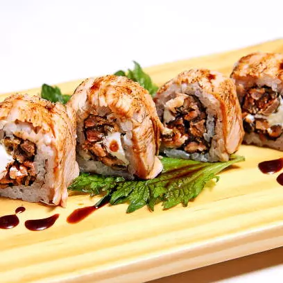 URAMAKI TEMPURA PREMIUM