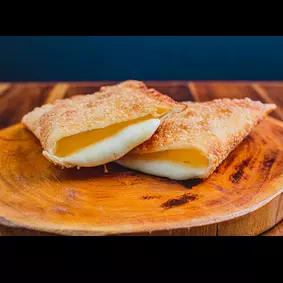 PASTEL DE QUEIJO
