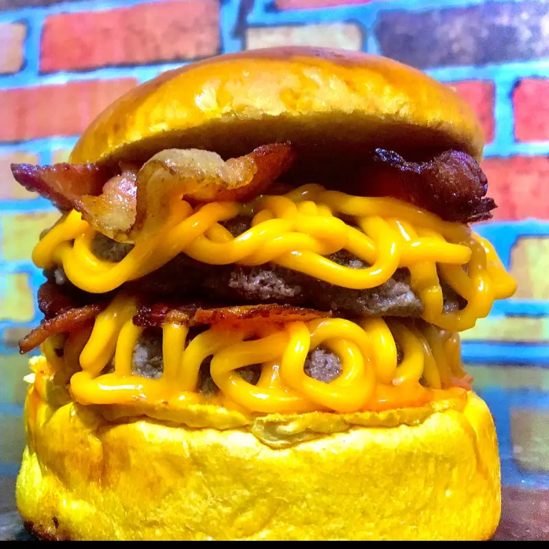 CB DUPLO COM CHEDDAR E BACON