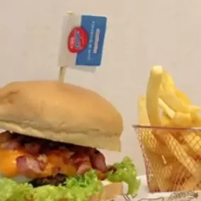 BACON CHEDDAR - ARTESANAL