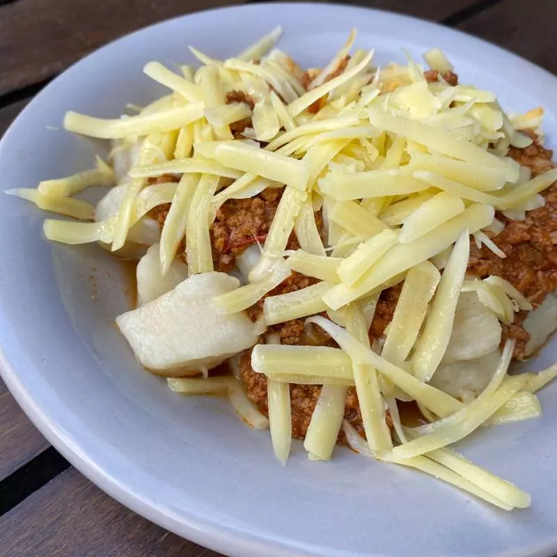 Ñoquis con bolognesa