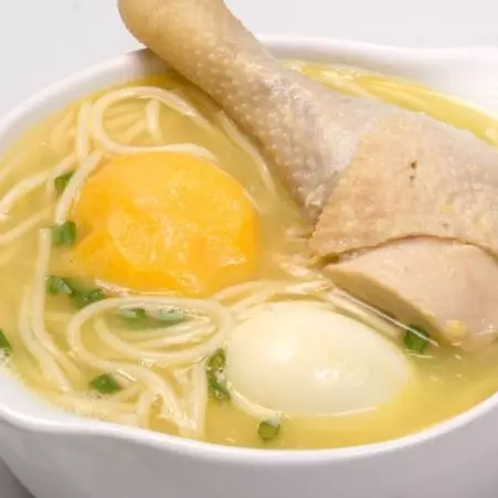 CALDO DE GALLINA