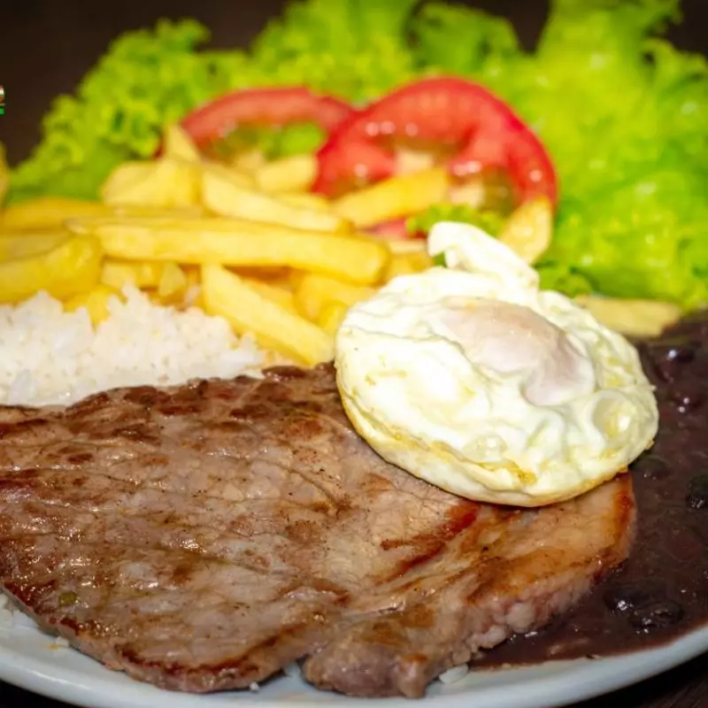 Bife de gado grelhado