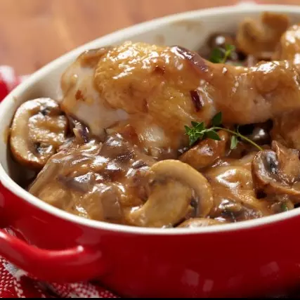 Miér 13 Mayo - Pollo al vino tinto