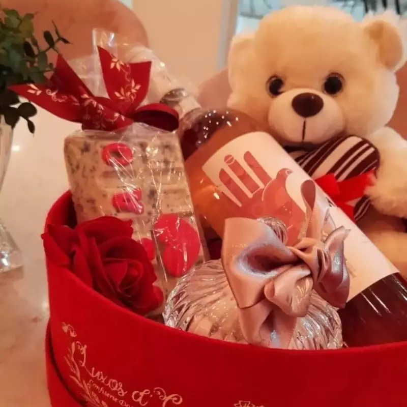 Cesta Coração Veludo