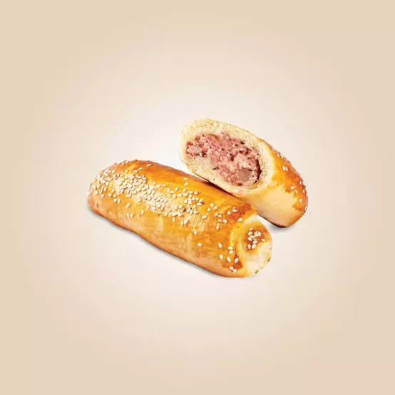 Joelho de moça frango e requeijão