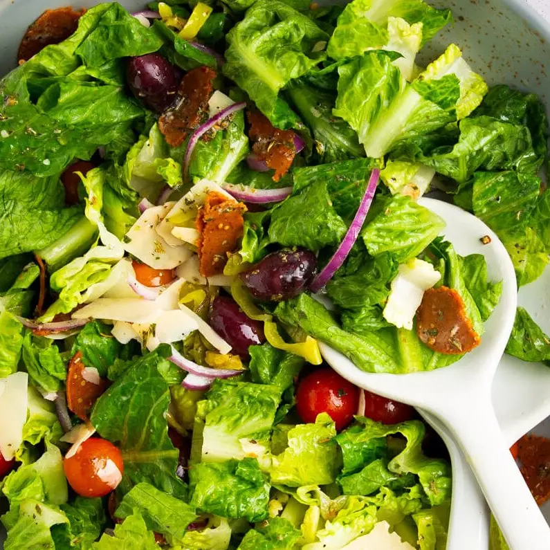 Ensalada hasta 3 gustos