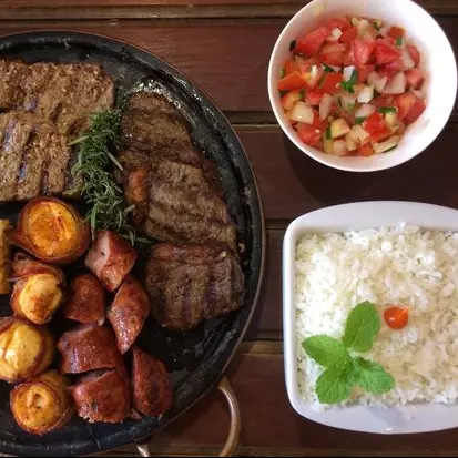 CHURRASCO MISTO PARA 4 PESSOAS