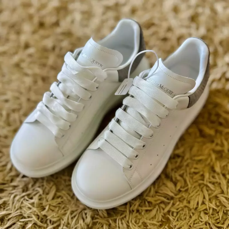 TENIS ALEXANDER MCQUEEN CLASSIC GREY