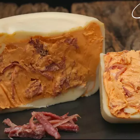 Trufado com Cheddar e Carne Seca