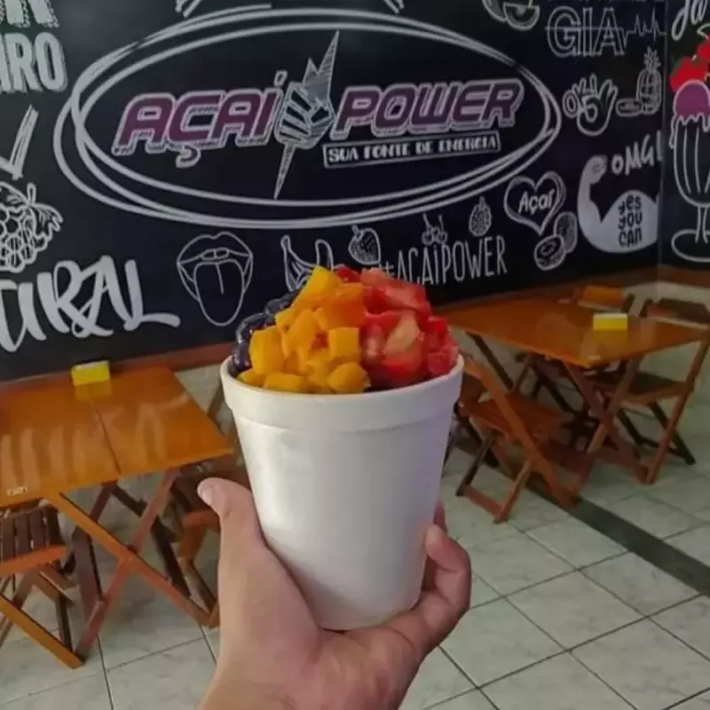 Copo *Isopor* 700ML+Creme Grátis