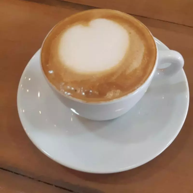 CAFÉ COM LEITE 120ml