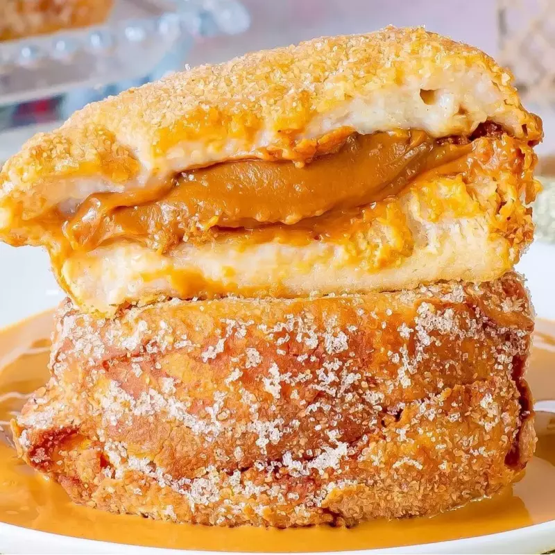 RABANADA RECHEADA DOCE DE LEITE