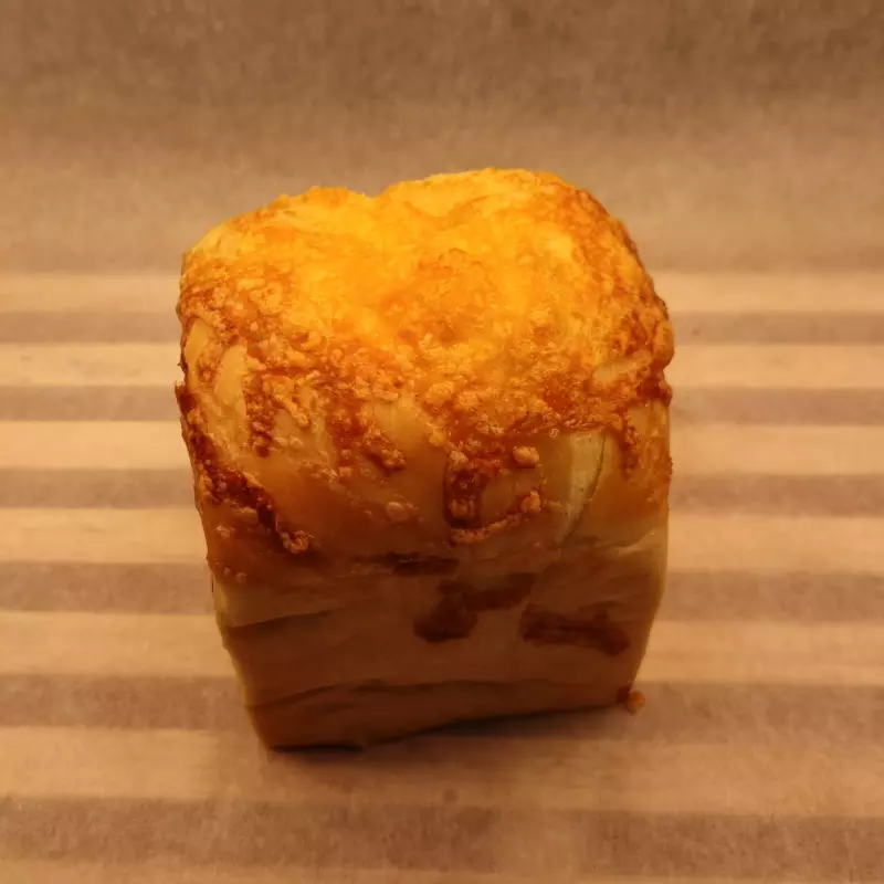 R08 芝士吐司 pan de queso