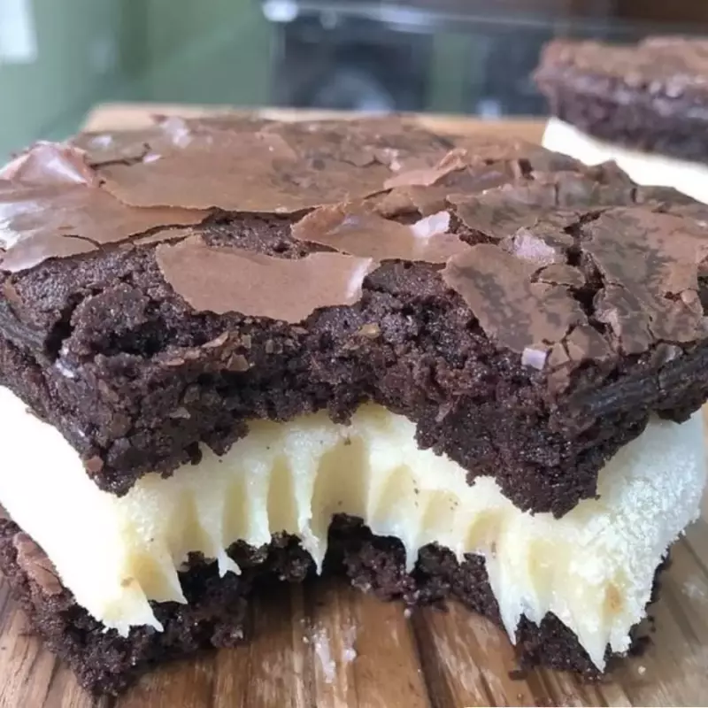 Brownie recheio de leite ninho