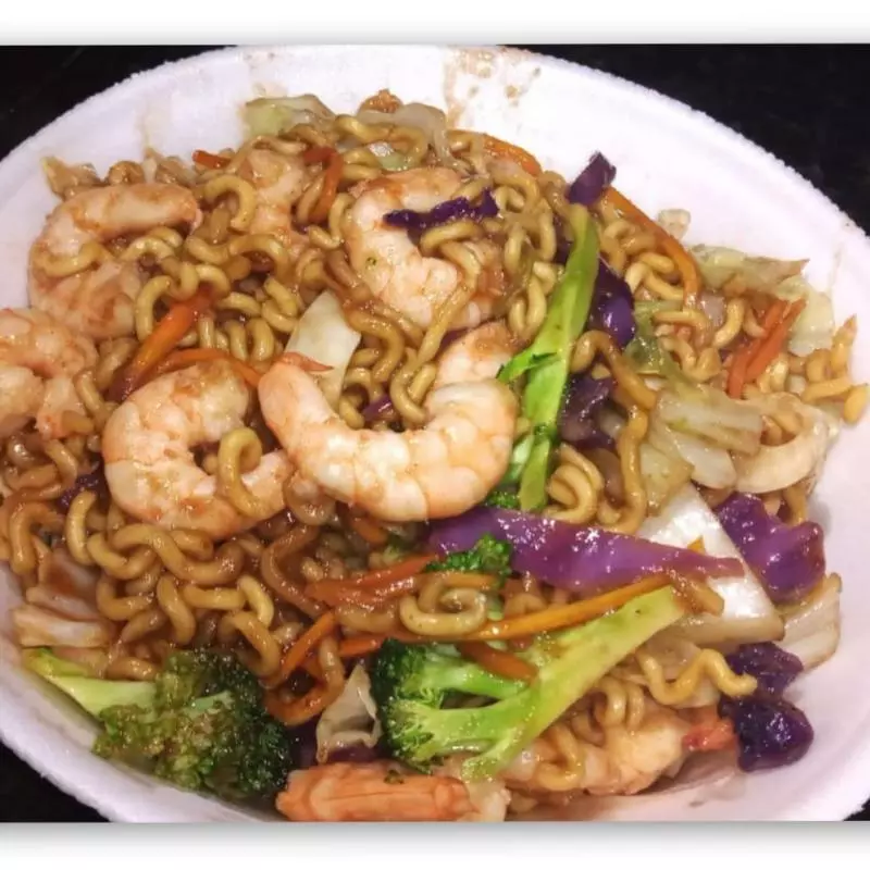 Yakisoba de Camarão