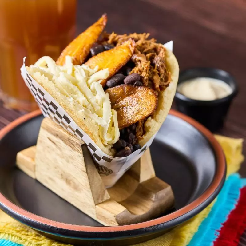 Pabellón Criollo (arepa)