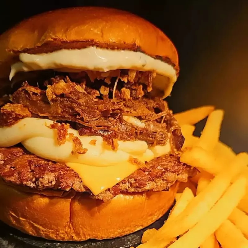 Divino assado + Lilos Fritas