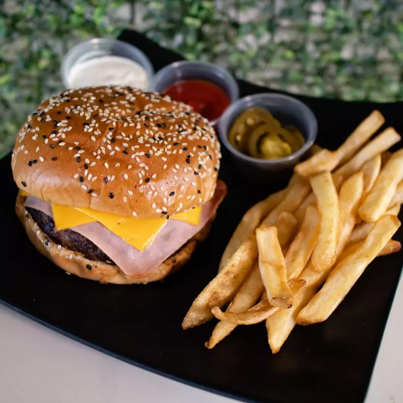 Hamburguesa Clasica