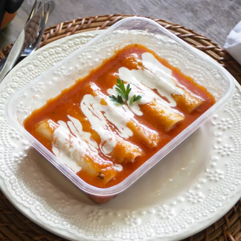 Canelone Ricota e Espinafre