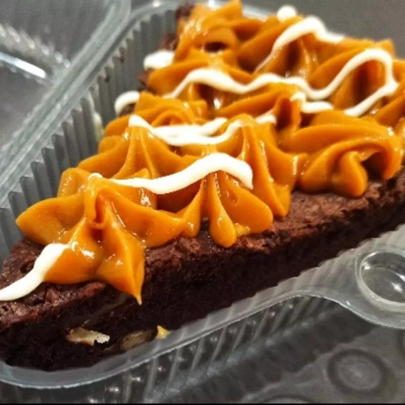 Brownie con dulce de leche