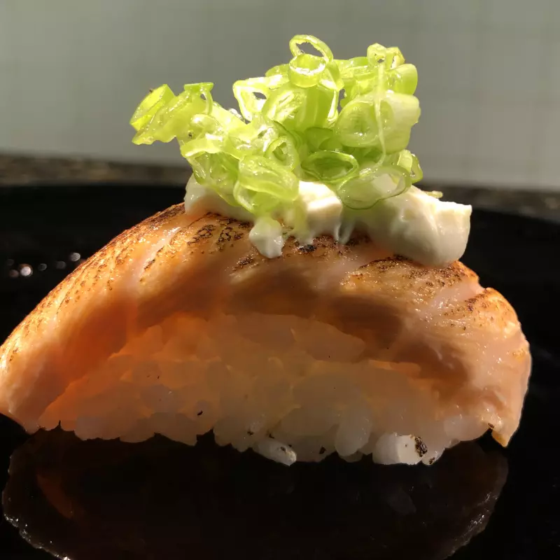 Sushi macaricado(cebolinha)
