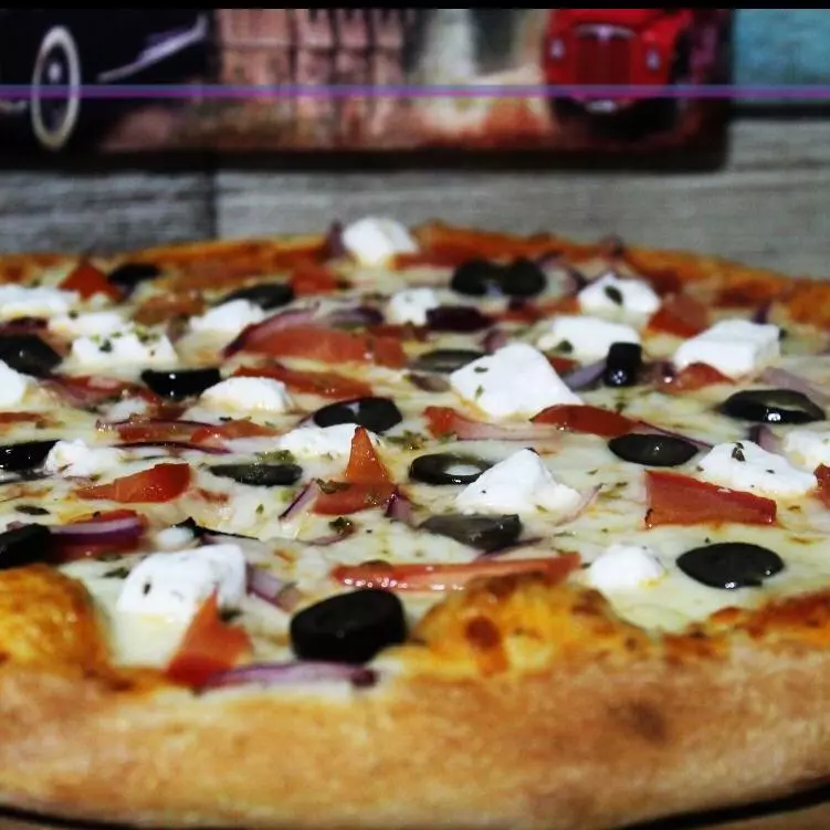 Greek Pizza