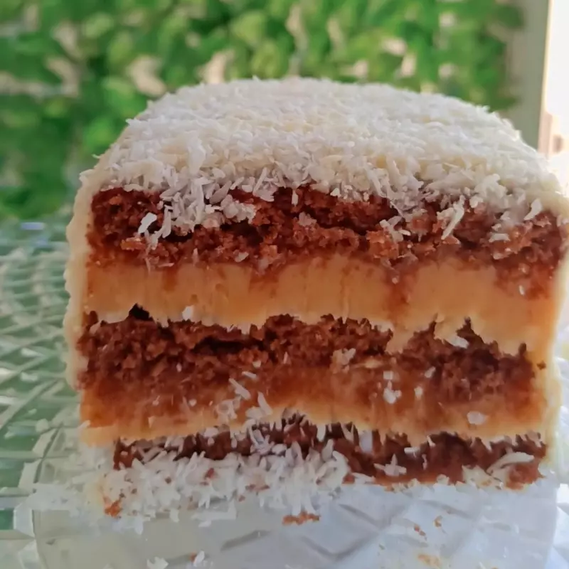 Bolo fatia quadrada Prestígio