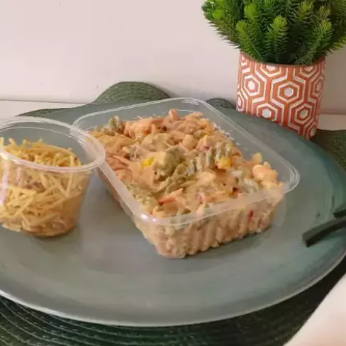Salada de Atum com Fusilli colorido