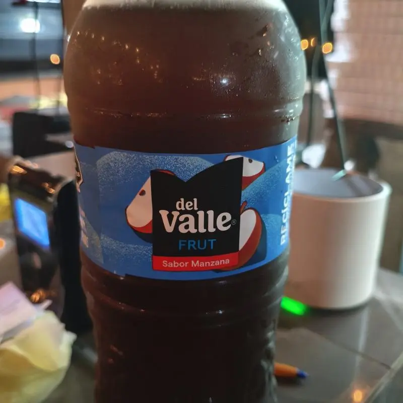 Del Valle 2 lit Manzana