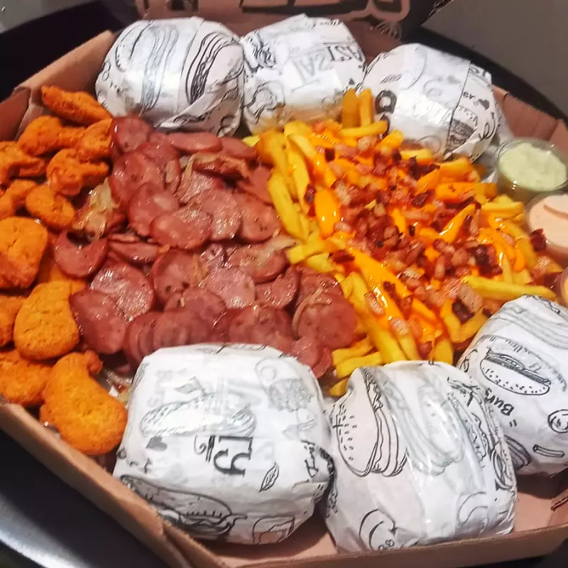 Caixa CF Fámilia GRANDE 🍔🍟