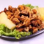 TORRESMO COM MANDIOCA