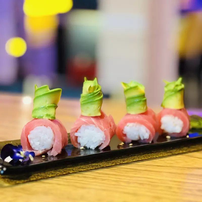 TUNA ROLL (4 pcs)
