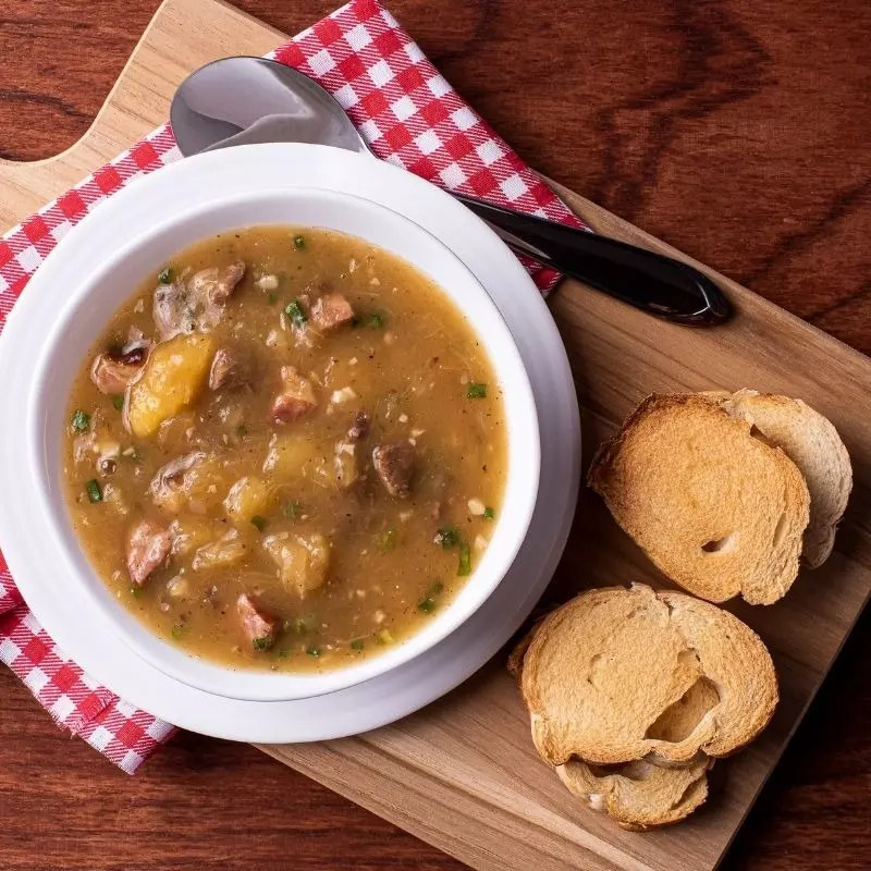 Caldo de Mocotó