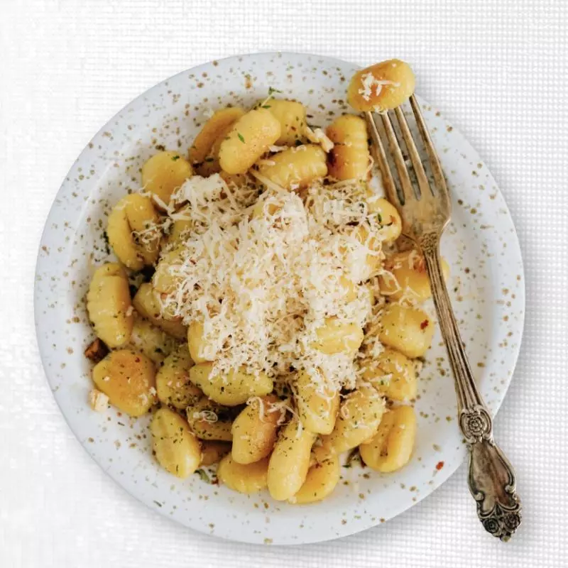 Ñoquis con salsa