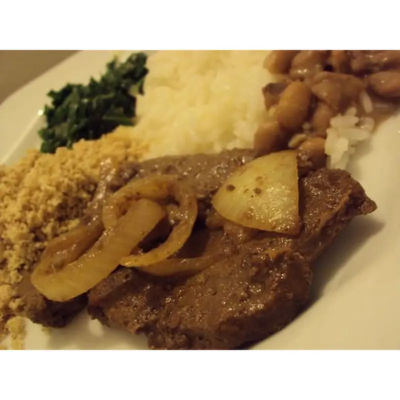 Fígado com Purê de Batata