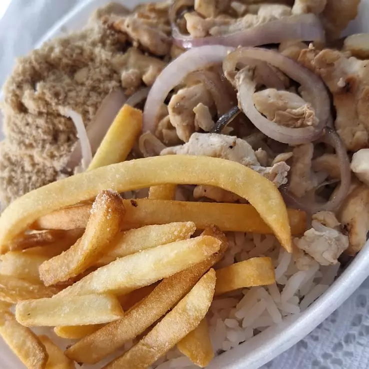 Iscas de frango.