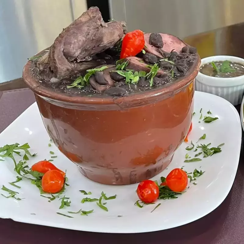 SÁBADO - FEIJOADA GRANDE