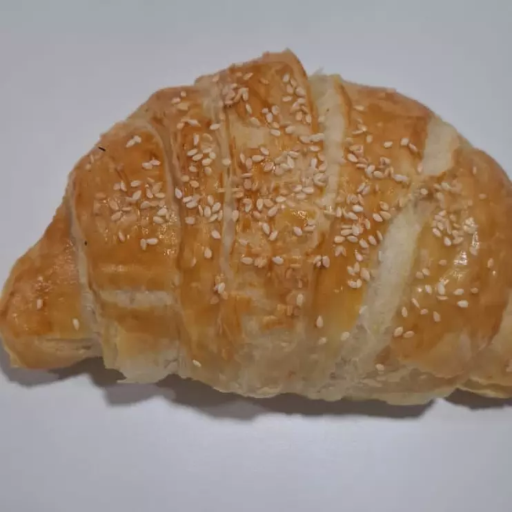 CROISSANT QUEIJO COM PRESUNTO