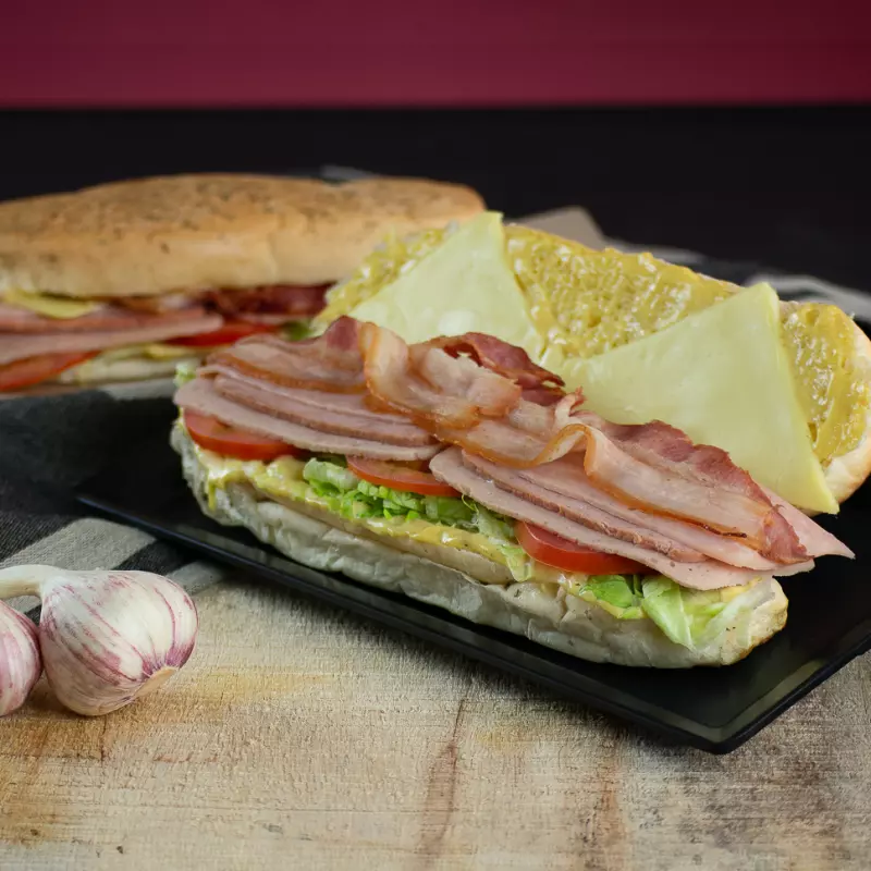 SANDWICH SUPER CARNES