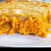 Panqueca de frango ao molho branco